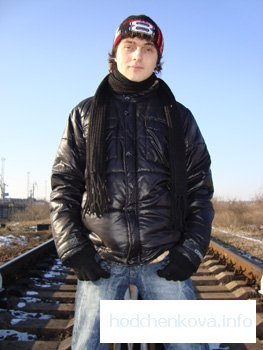 Роман Капітонов